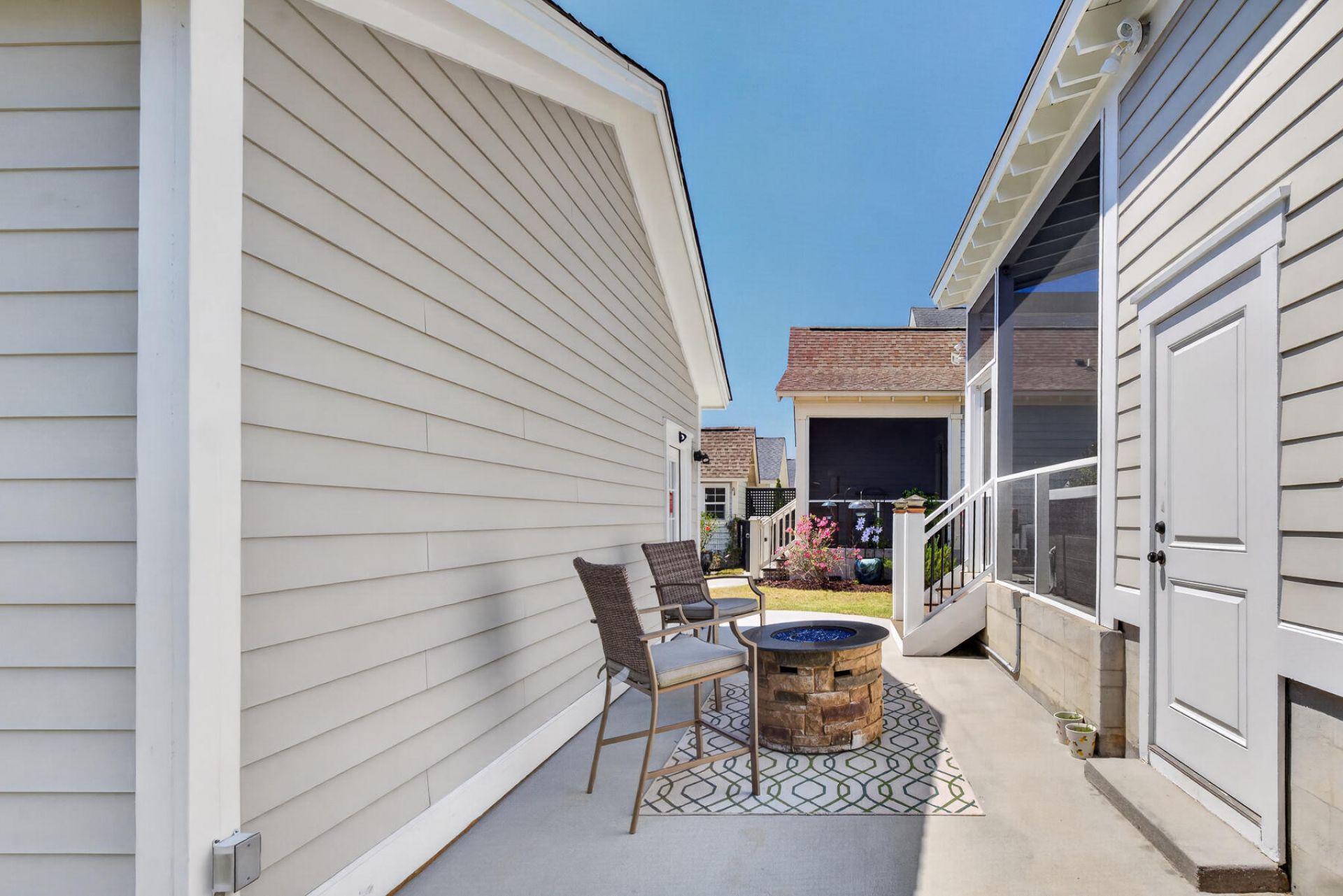 3545 Sewel Avenue Photo 48