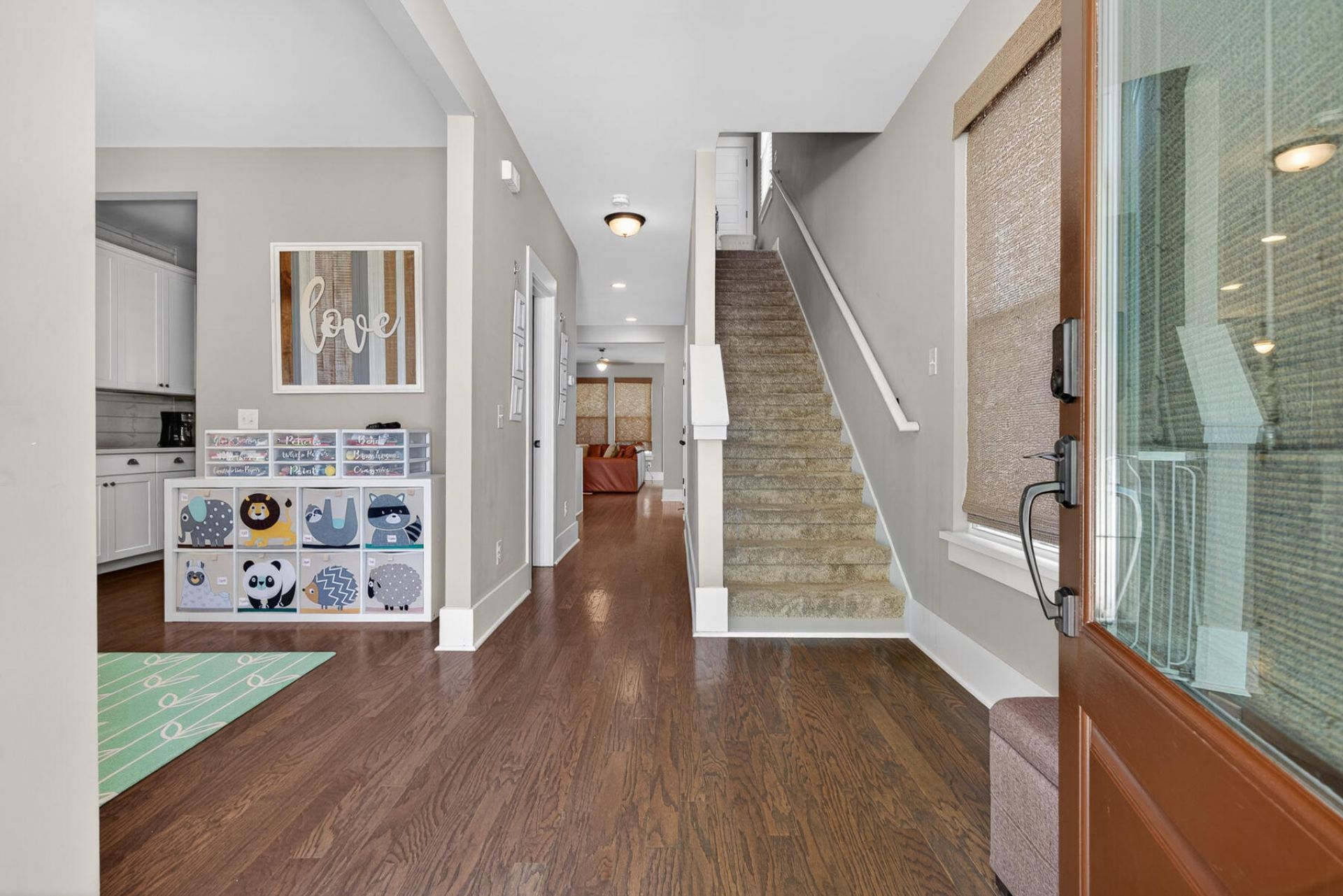 3545 Sewel Avenue Photo 7