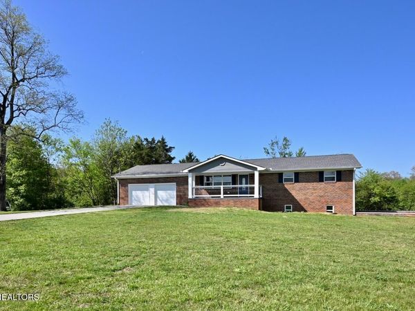 119 Alfred McCammon Rd, Maryville, TN 37804