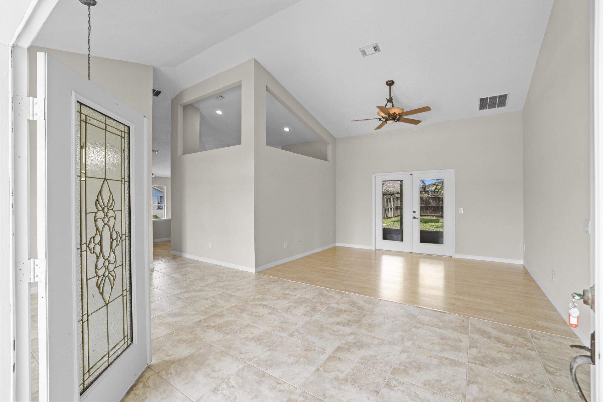 2001 SW Salvatierra Boulevard, Port Saint Lucie, FL 34987 Photo