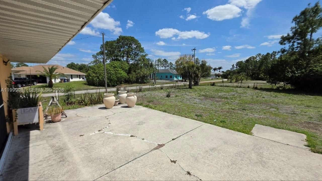 825 Costa Pl, Lehigh Acres, FL 33972 Photo