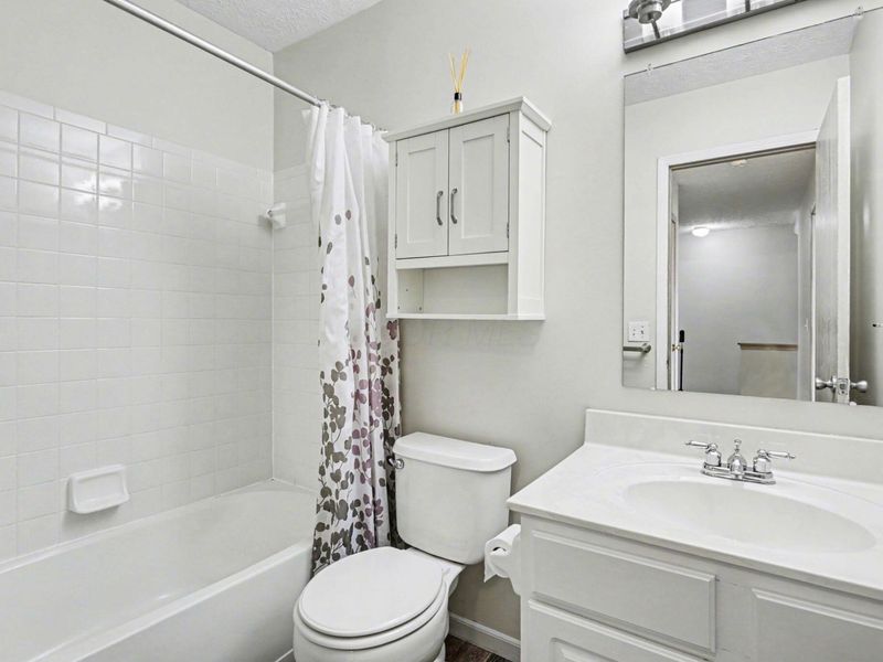 5152 Hilliard Green Drive, Hilliard, OH 43026 Photo 17