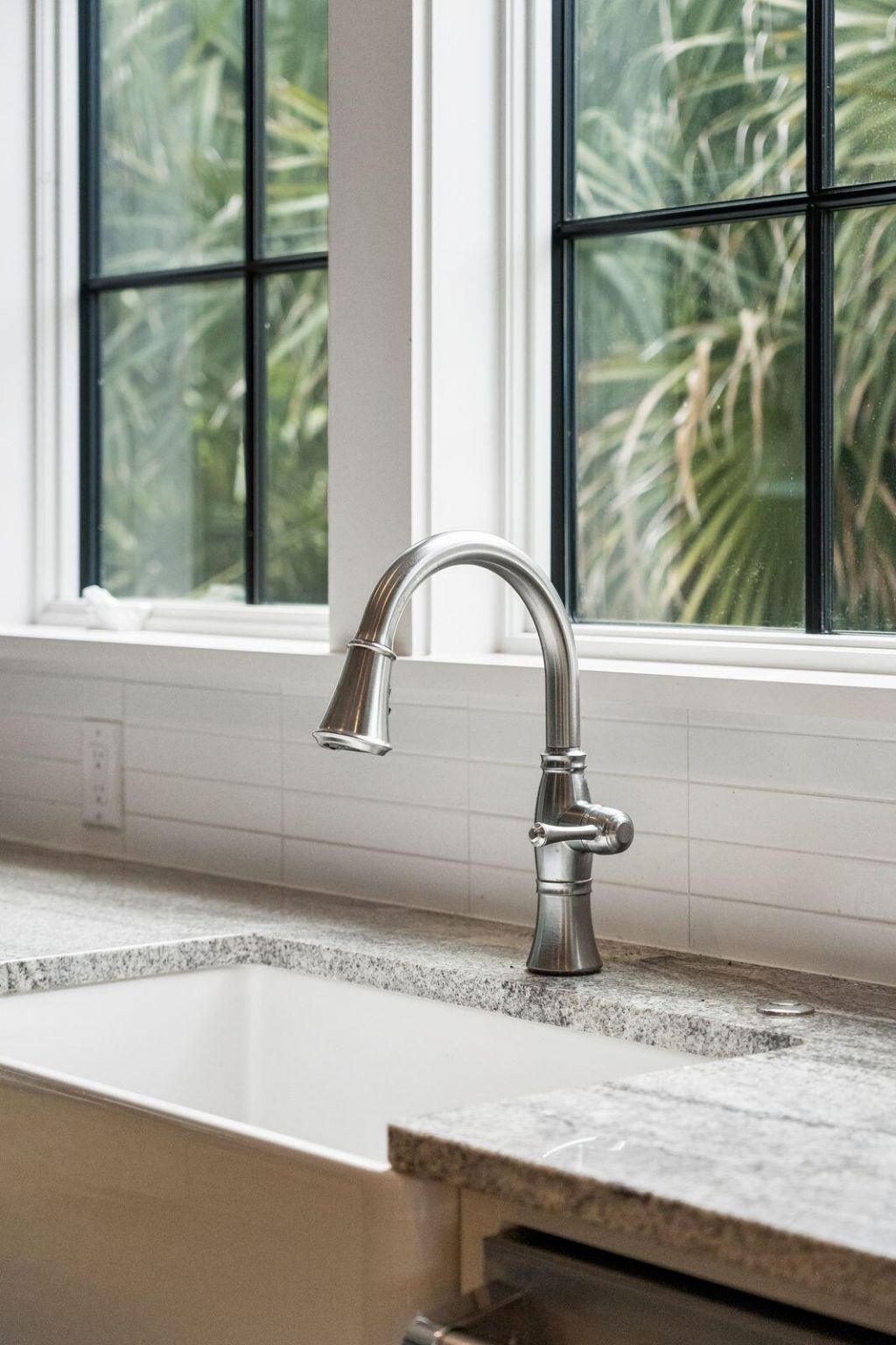 924 Pitt Street Photo 10