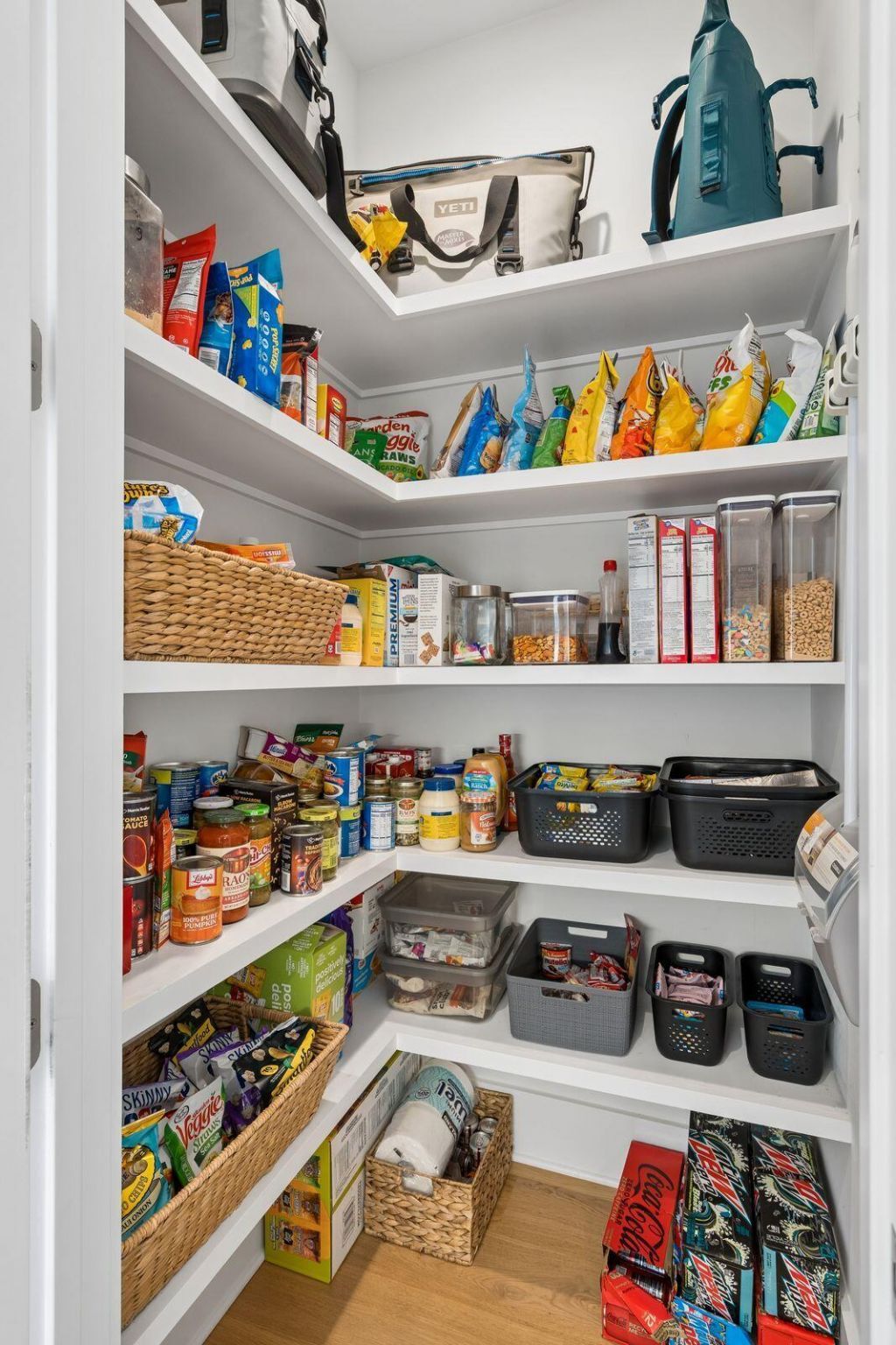 924 Pitt Street Photo 19