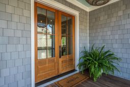 924 Pitt Street photo 4