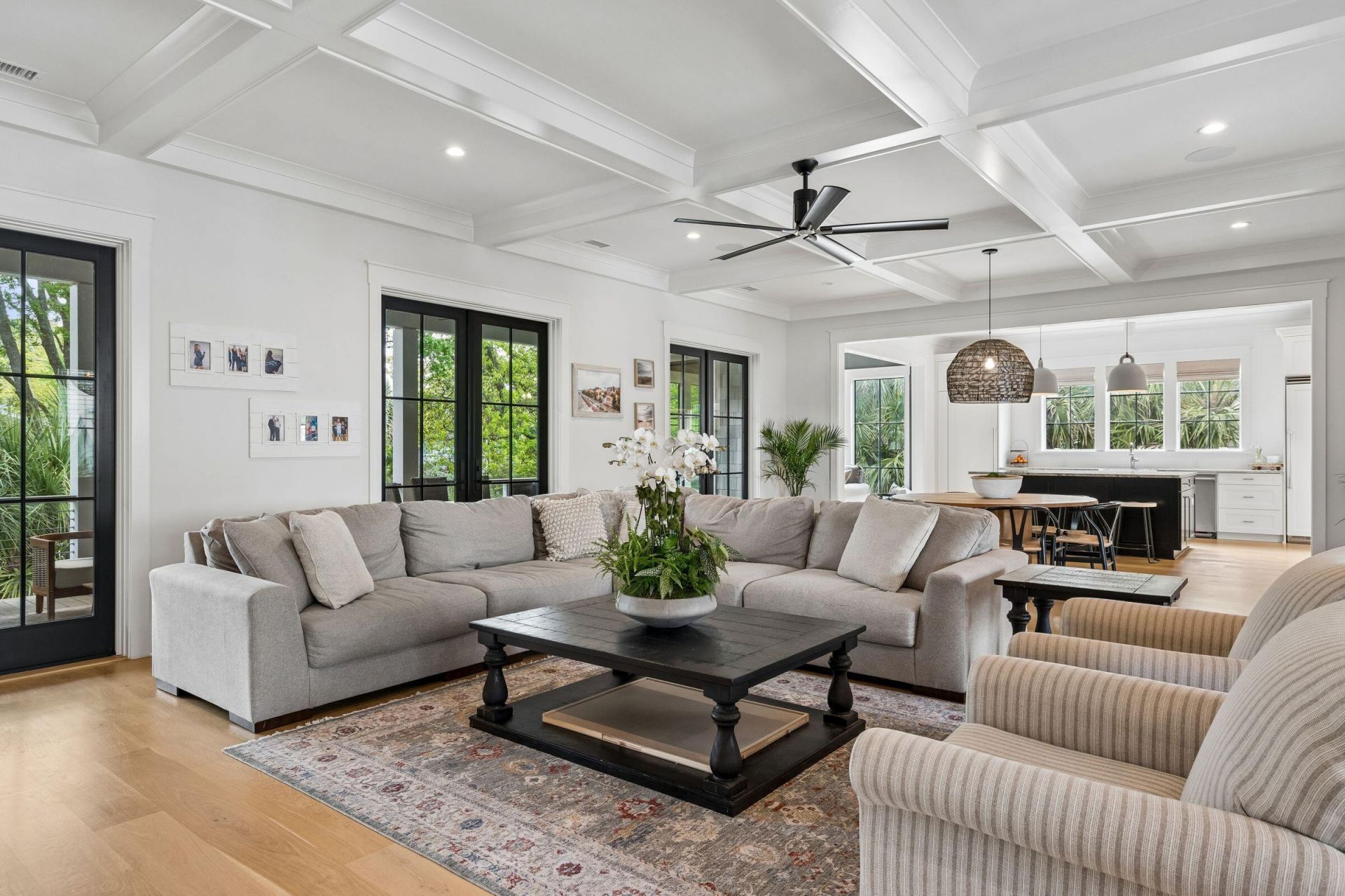 924 Pitt Street Photo 4