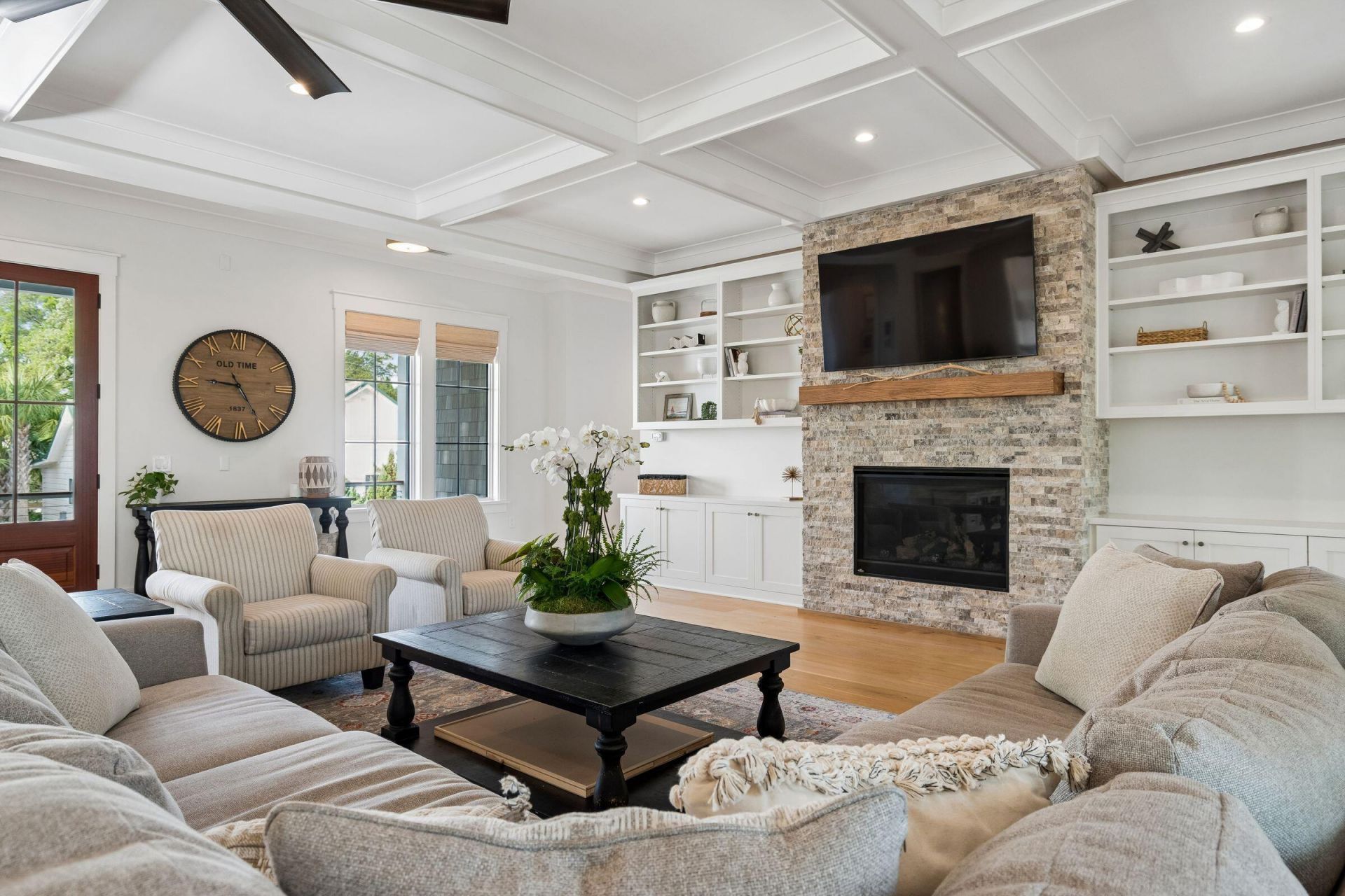 924 Pitt Street Photo 5