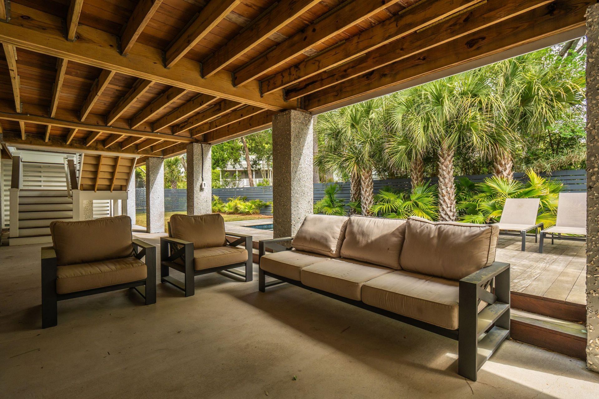 924 Pitt Street Photo 58