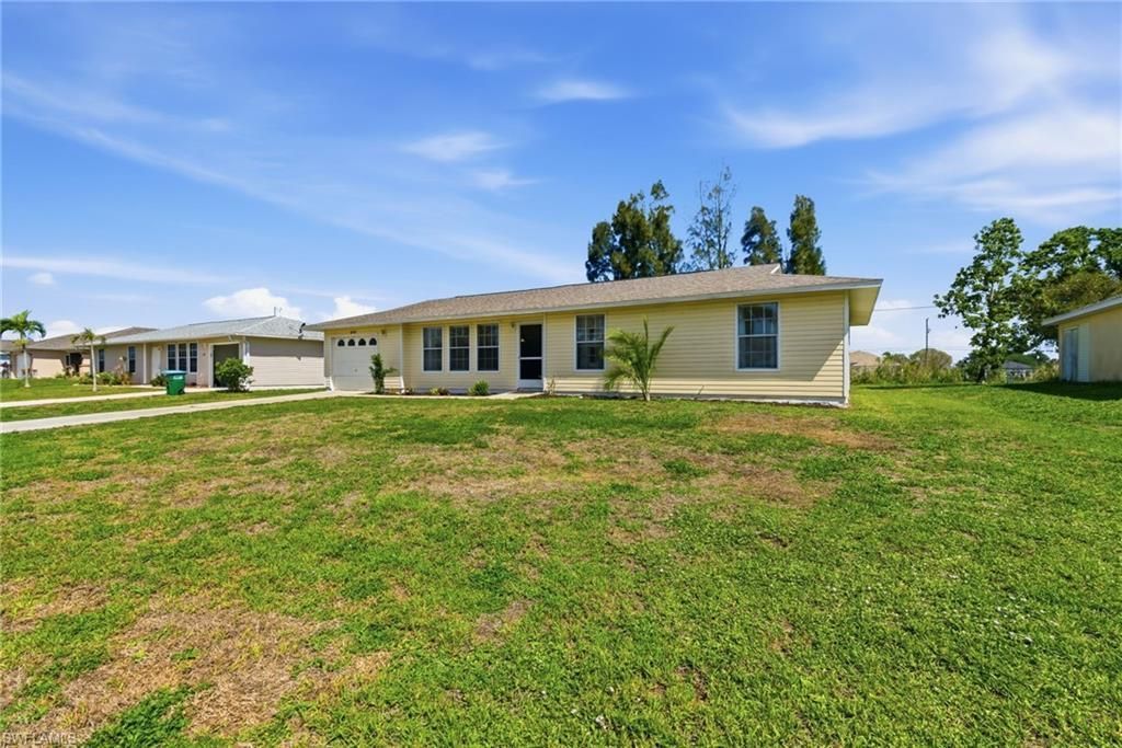 2115 NE 25th St, Cape Coral, FL 33909 Photo