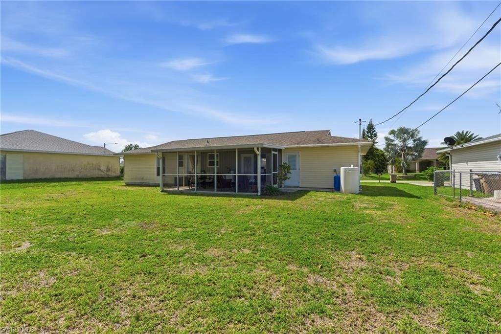 2115 NE 25th St, Cape Coral, FL 33909 Photo