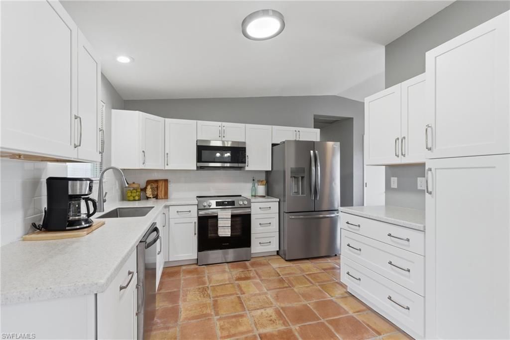2115 NE 25th St, Cape Coral, FL 33909 Photo