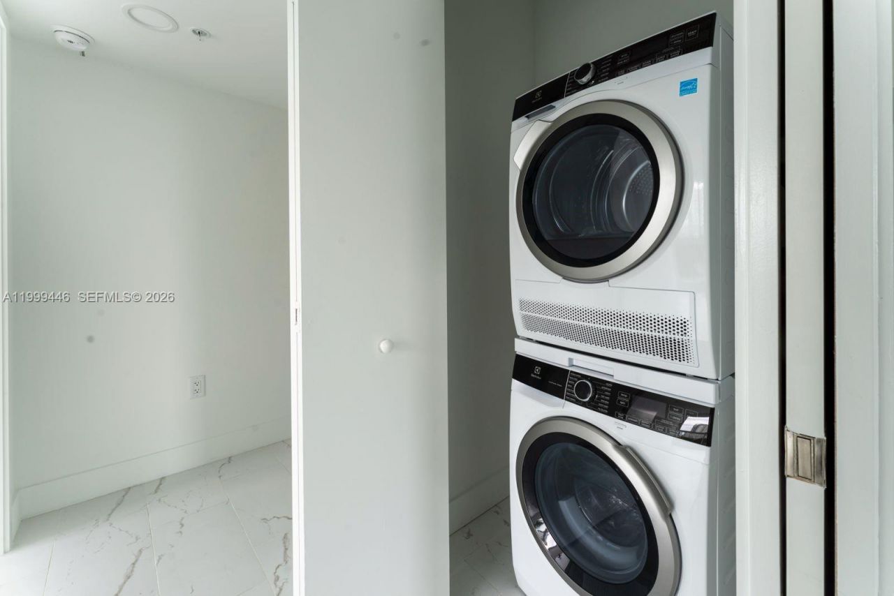 1850 Monroe St, Unit 403, Hollywood, FL 33020 Photo