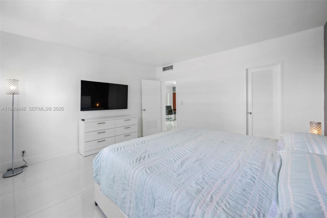 4001 S Ocean Dr, Unit 15B, Hollywood, FL 33019 Photo