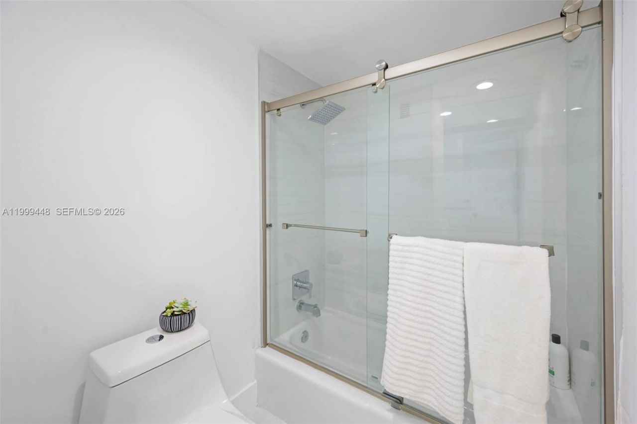 4001 S Ocean Dr, Unit 15B, Hollywood, FL 33019 Photo