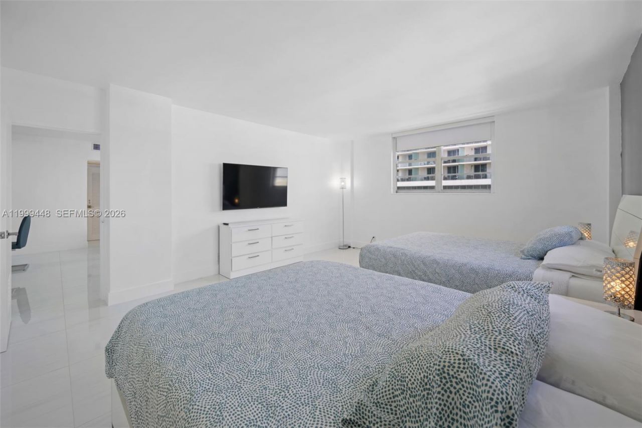 4001 S Ocean Dr, Unit 15B, Hollywood, FL 33019 Photo