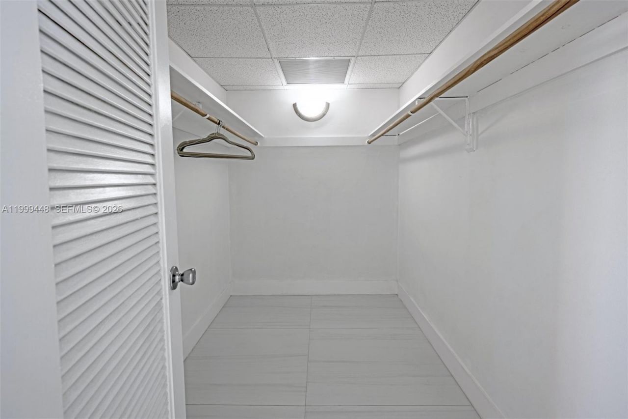 4001 S Ocean Dr, Unit 15B, Hollywood, FL 33019 Photo