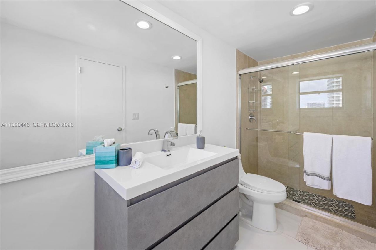4001 S Ocean Dr, Unit 15B, Hollywood, FL 33019 Photo