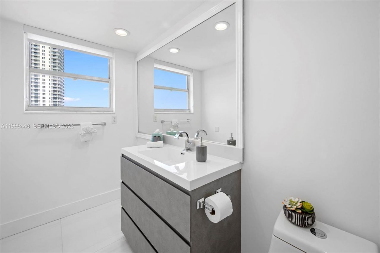 4001 S Ocean Dr, Unit 15B, Hollywood, FL 33019 Photo