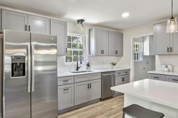 114 Azalea Drive photo 4