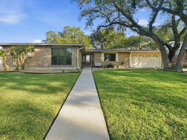 1299 CIBOLO TRL, Universal City, TX 78148