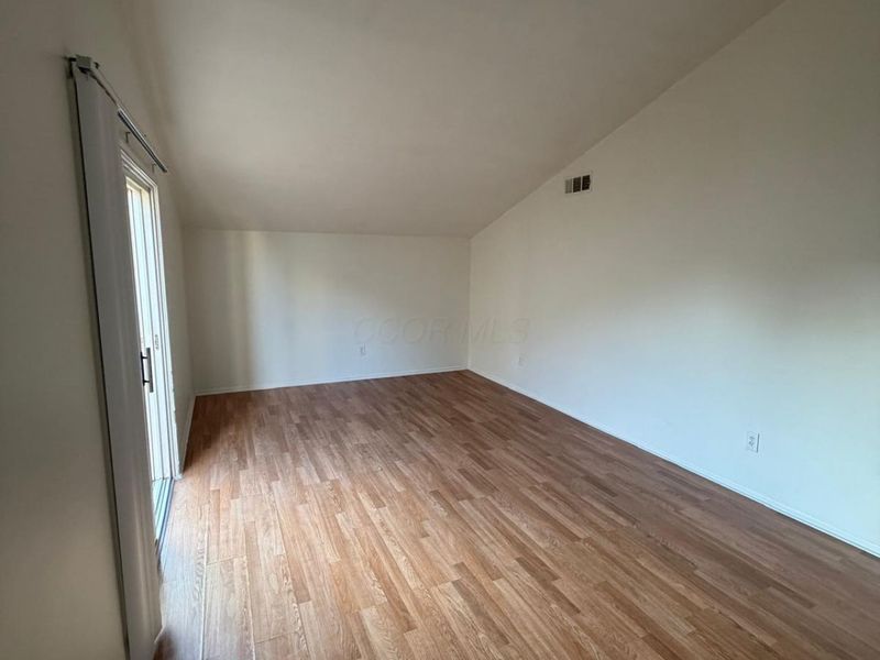 4645 Merrimar Circle E, Unit F, Columbus, OH 43220 Photo 7