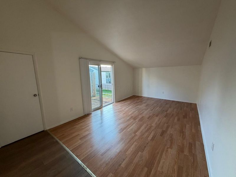 4645 Merrimar Circle E, Unit F, Columbus, OH 43220 Photo 8