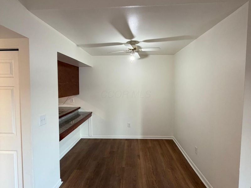 4645 Merrimar Circle E, Unit F, Columbus, OH 43220 Photo 9