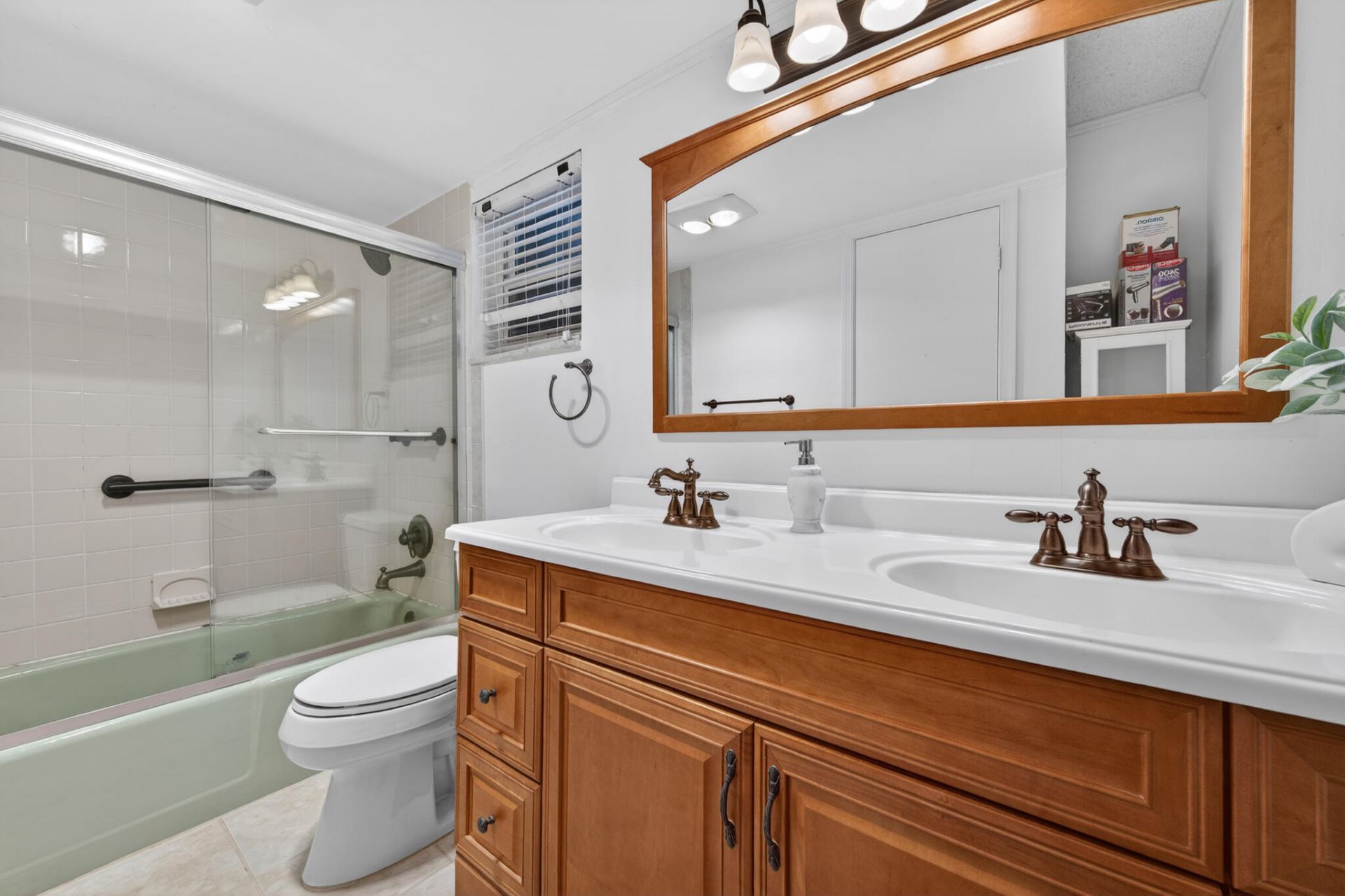 6890 NW 31st Way, Fort Lauderdale, FL 33309 Photo