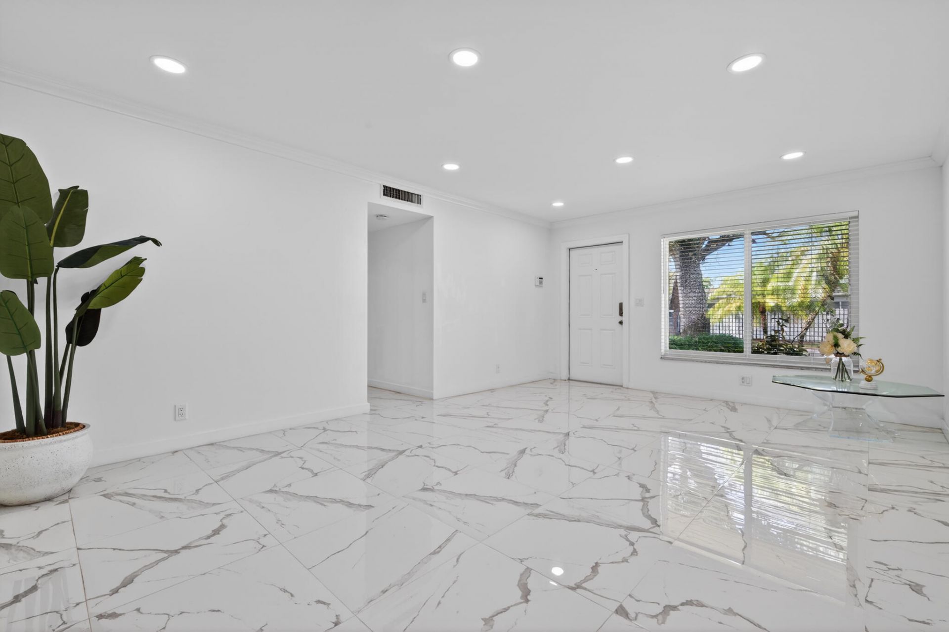 6890 NW 31st Way, Fort Lauderdale, FL 33309 Photo