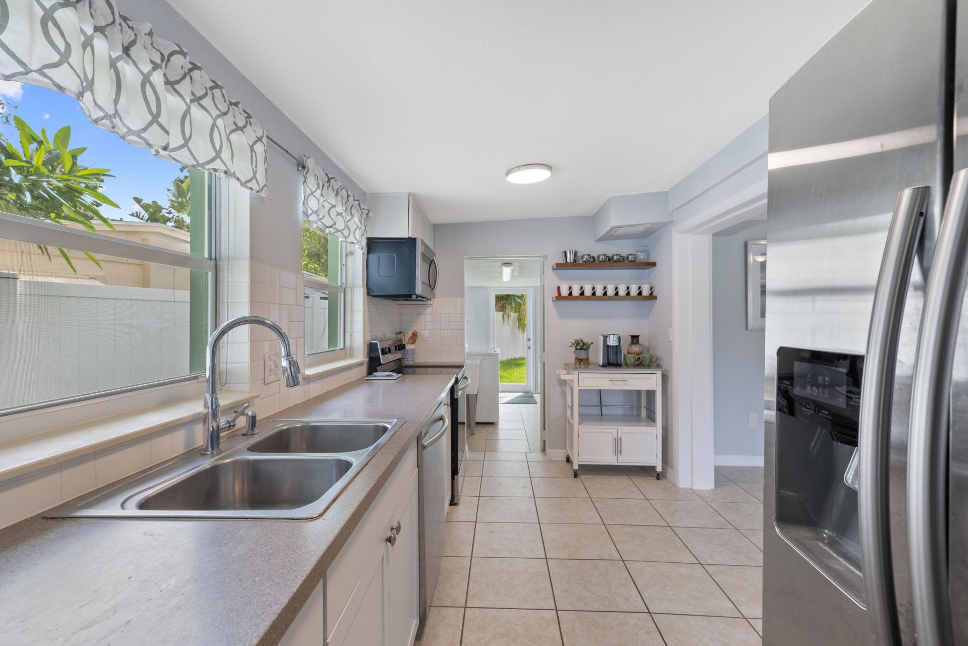 1310 4th Court, Vero Beach, FL 32960 Photo