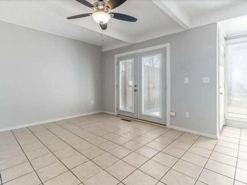 5442 Worthington Forest Place , Columbus, OH 43229 Photo 10