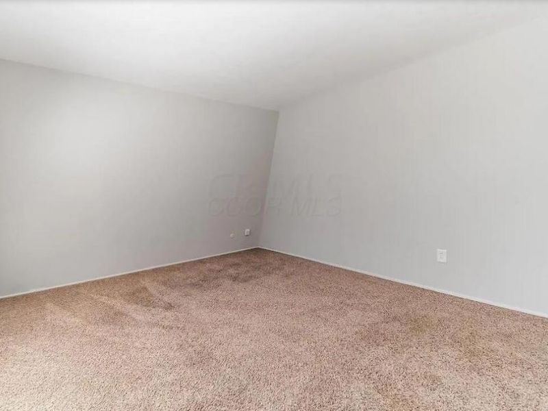 5442 Worthington Forest Place , Columbus, OH 43229 Photo 15