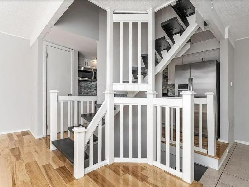 5442 Worthington Forest Place , Columbus, OH 43229 Photo 2