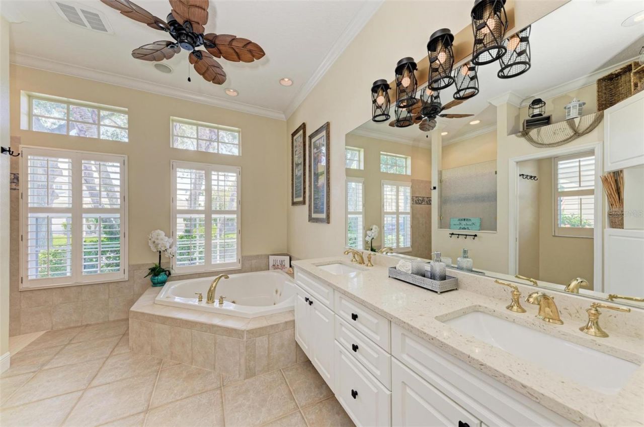 4527 Blue Marlin Drive, Bradenton, FL 34208 Photo