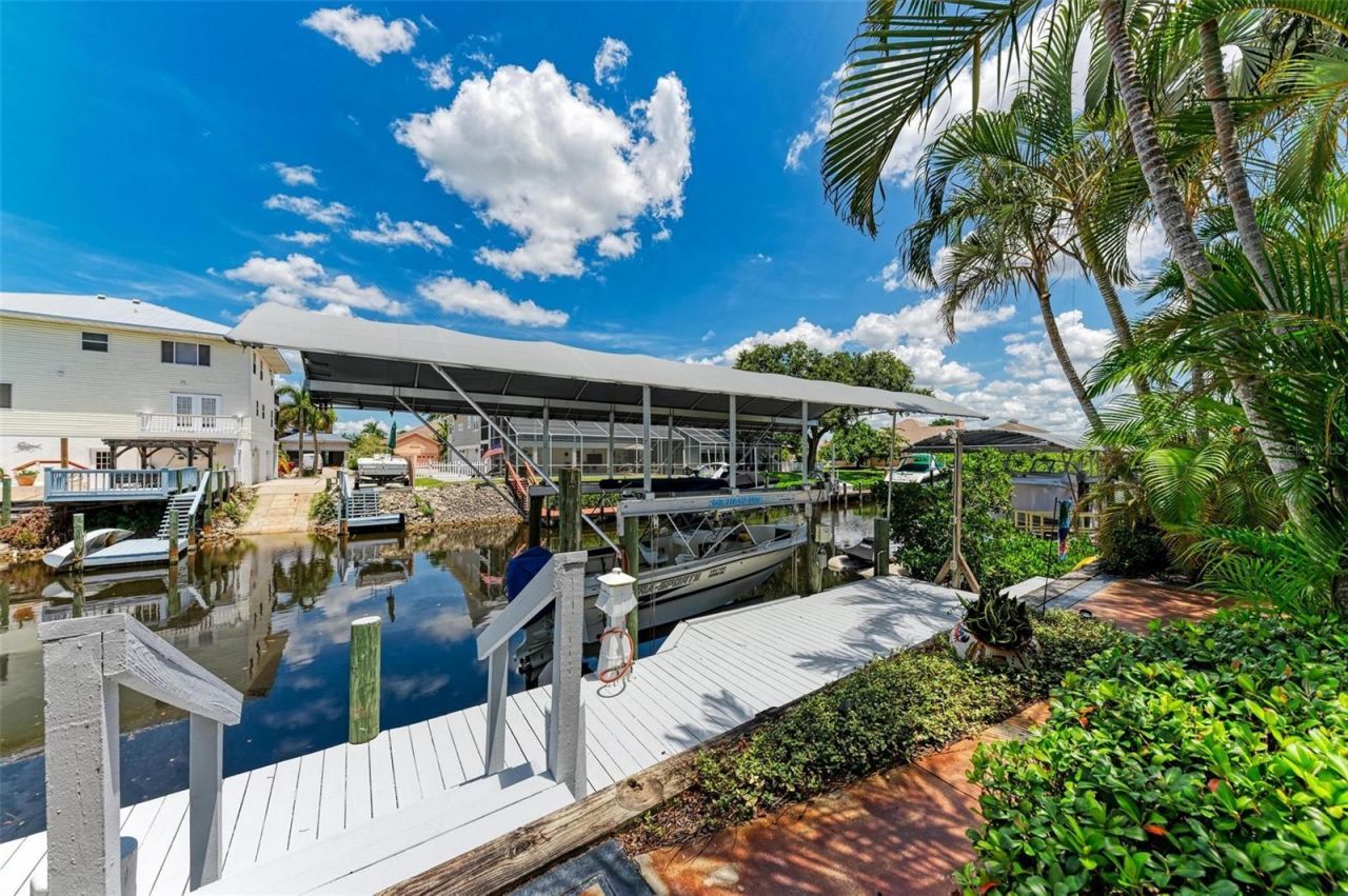 4527 Blue Marlin Drive, Bradenton, FL 34208 Photo