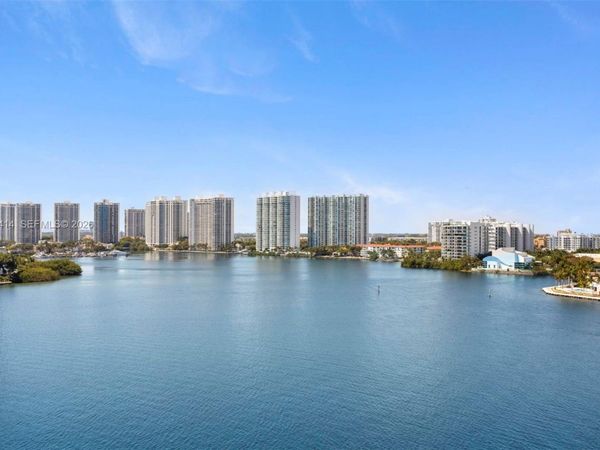 3600 Mystic Pointe Dr, Unit 1402, Aventura, FL 33180