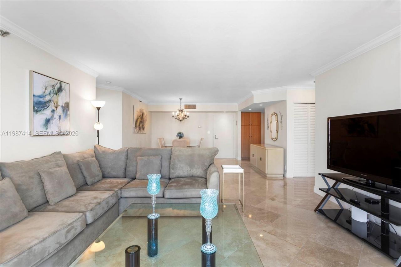 3600 Mystic Pointe Dr, Unit 1402, Aventura, FL 33180 Photo