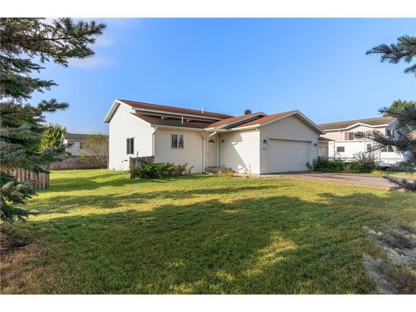 2822 Addison Avenue, Brainerd, MN 56401