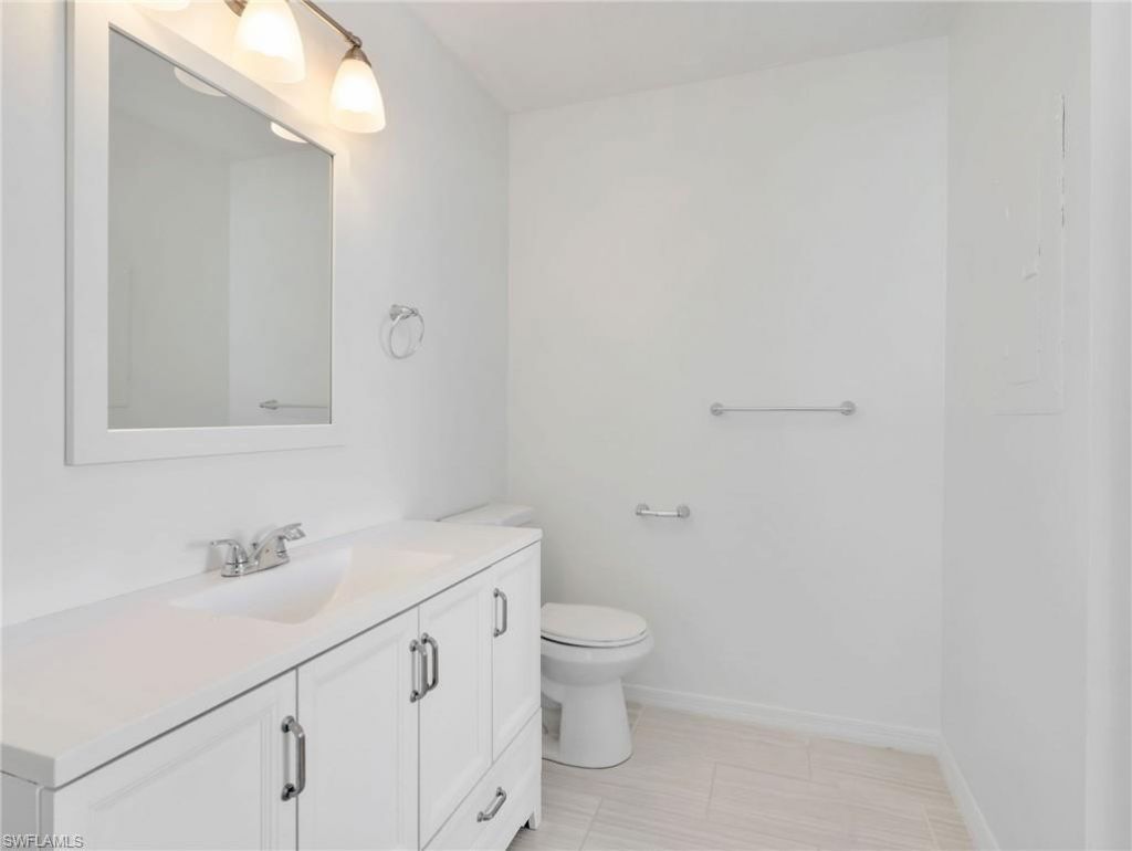 1494 Trafalgar Ln, Unit C, Naples, FL 34116 Photo