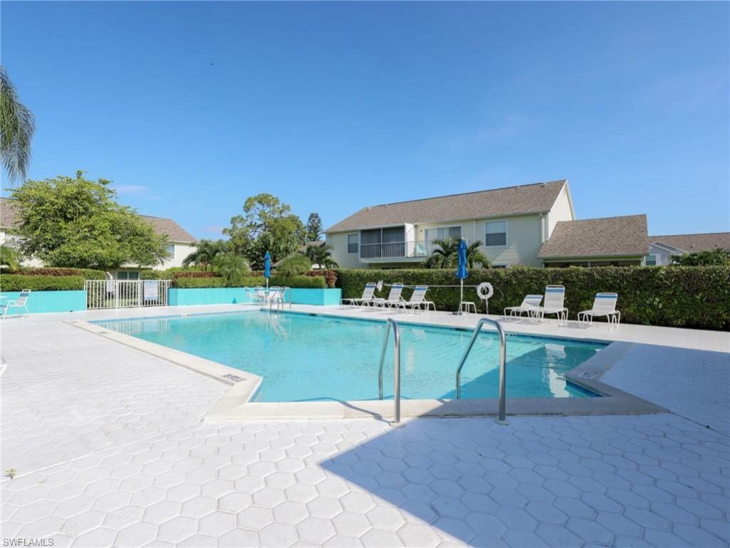 1494 Trafalgar Ln, Unit C, Naples, FL 34116 Photo
