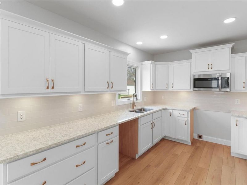 547 N Church Street, Oak Harbor, OH 43449 Photo 20