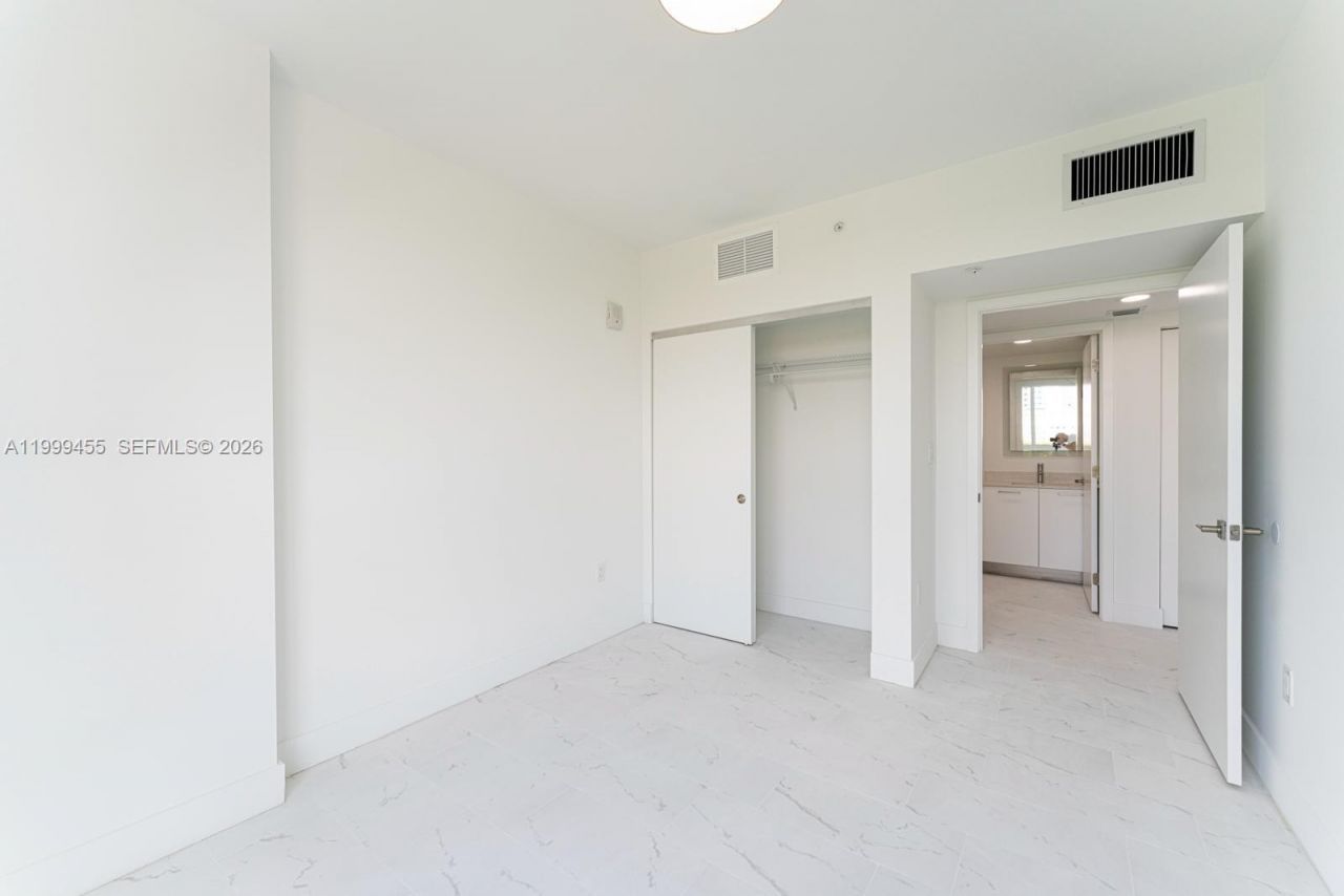 1850 Monroe St , Unit 410, Hollywood, FL 33020 Photo