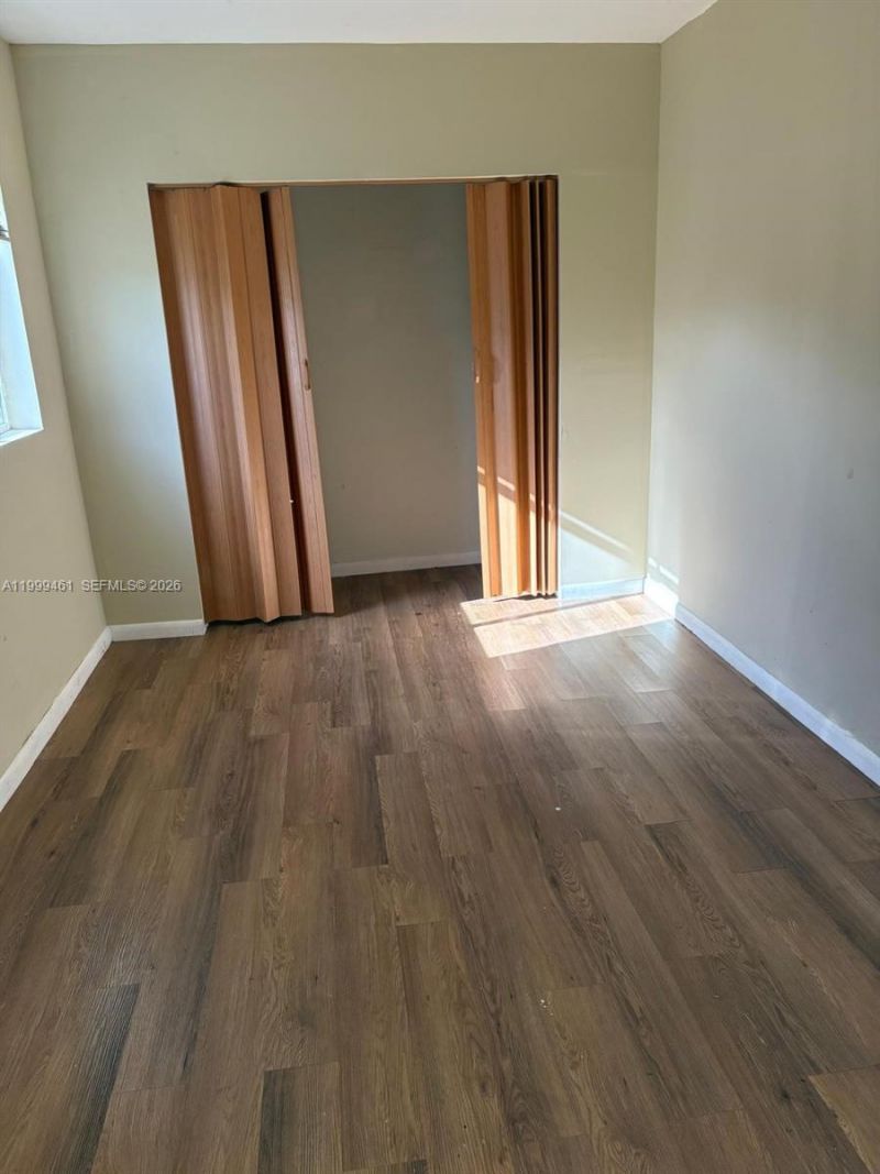 1384 NW 27th St, Unit 1382, Miami, FL 33142 Photo