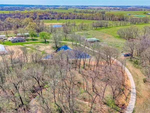 450 SW 725 Road, Chilhowee, MO 64733