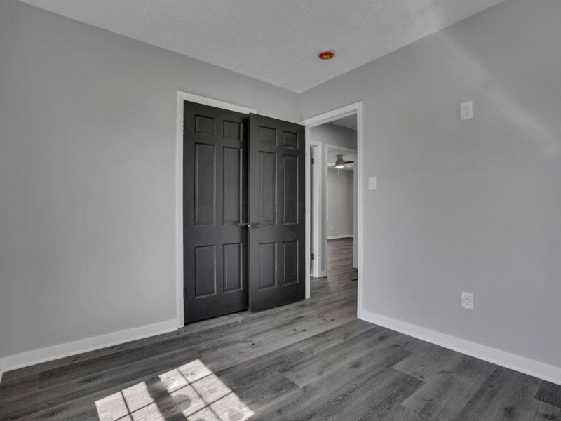 4596 Glenmawr Avenue , Columbus, OH 43224 Photo 20