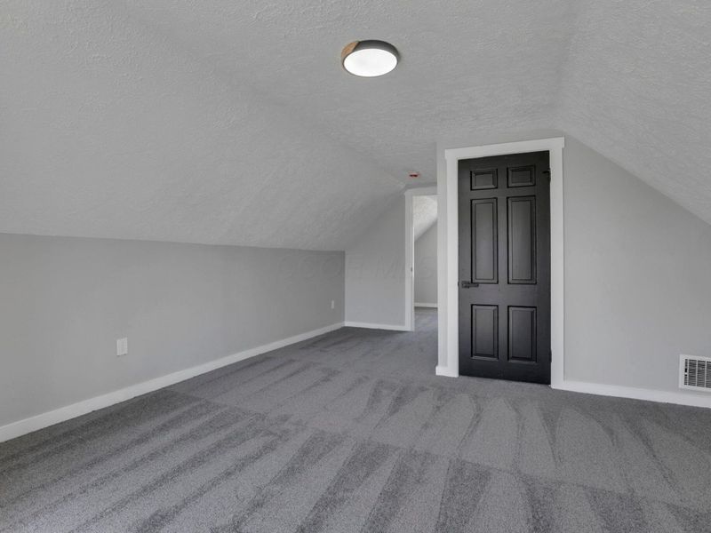 4596 Glenmawr Avenue , Columbus, OH 43224 Photo 26