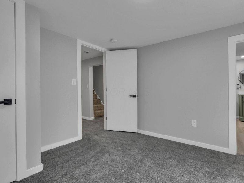 4596 Glenmawr Avenue , Columbus, OH 43224 Photo 29