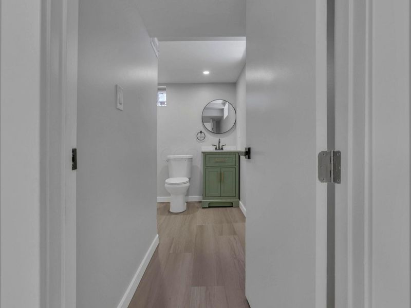 4596 Glenmawr Avenue , Columbus, OH 43224 Photo 33