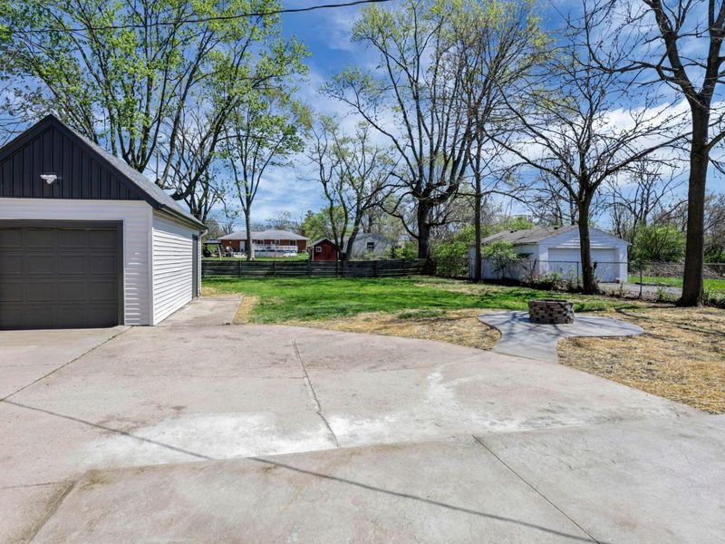 4596 Glenmawr Avenue , Columbus, OH 43224 Photo 42