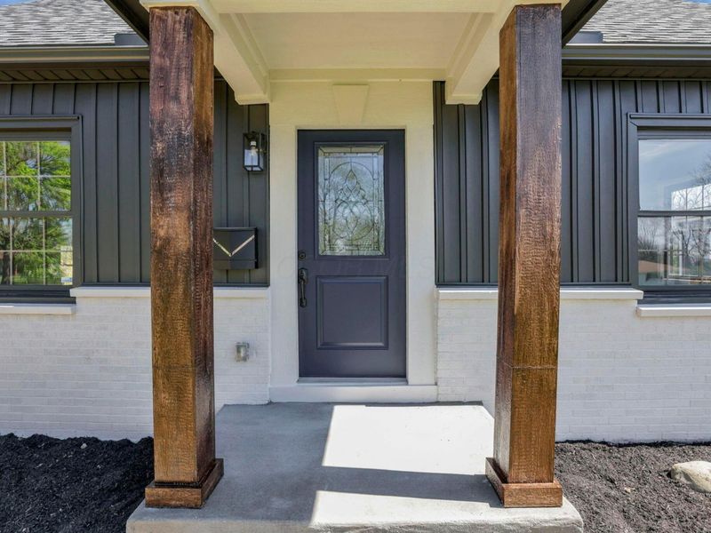 4596 Glenmawr Avenue , Columbus, OH 43224 Photo 7